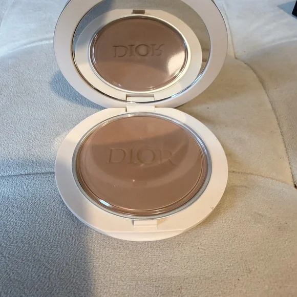 Dior Forever Natural Bronze - Picture 4 of 5